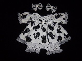 Black Cats Outfit