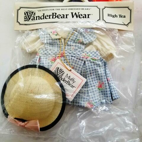 Muffy Vanderbear High Tea Outfit